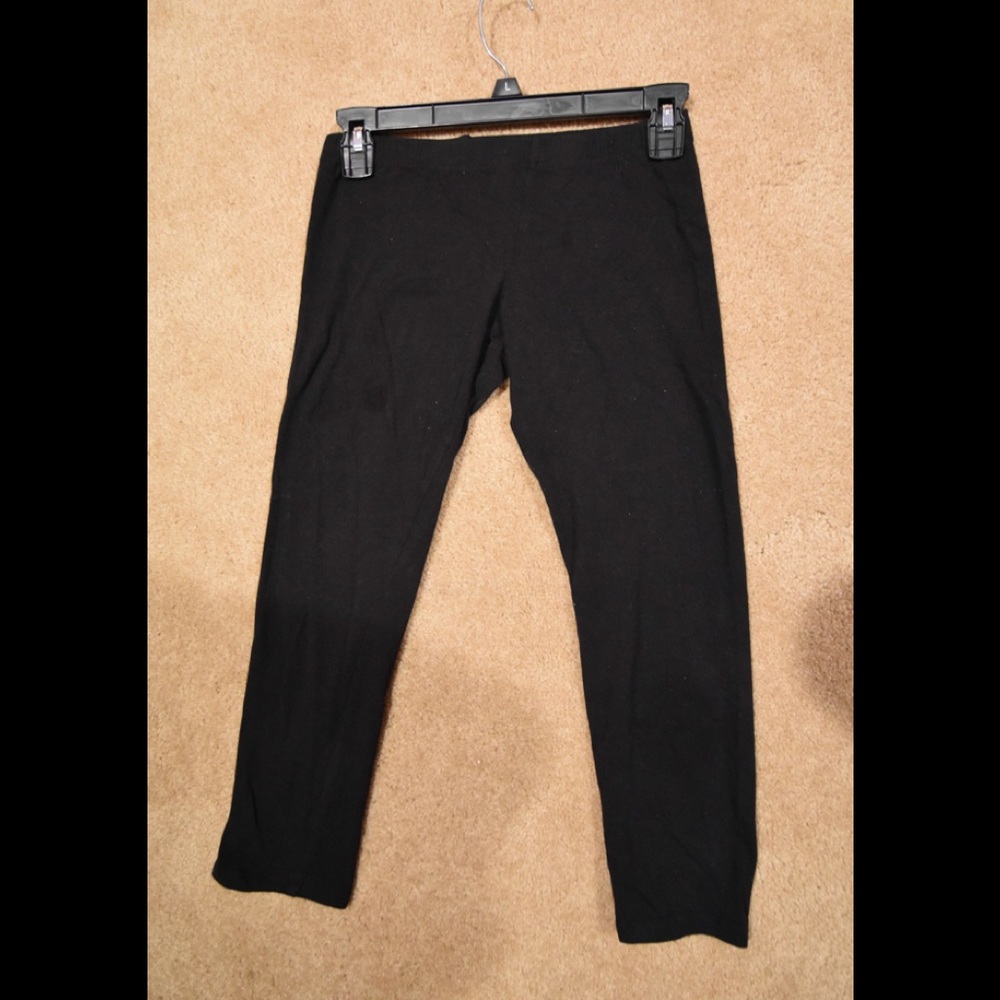 Black leggings